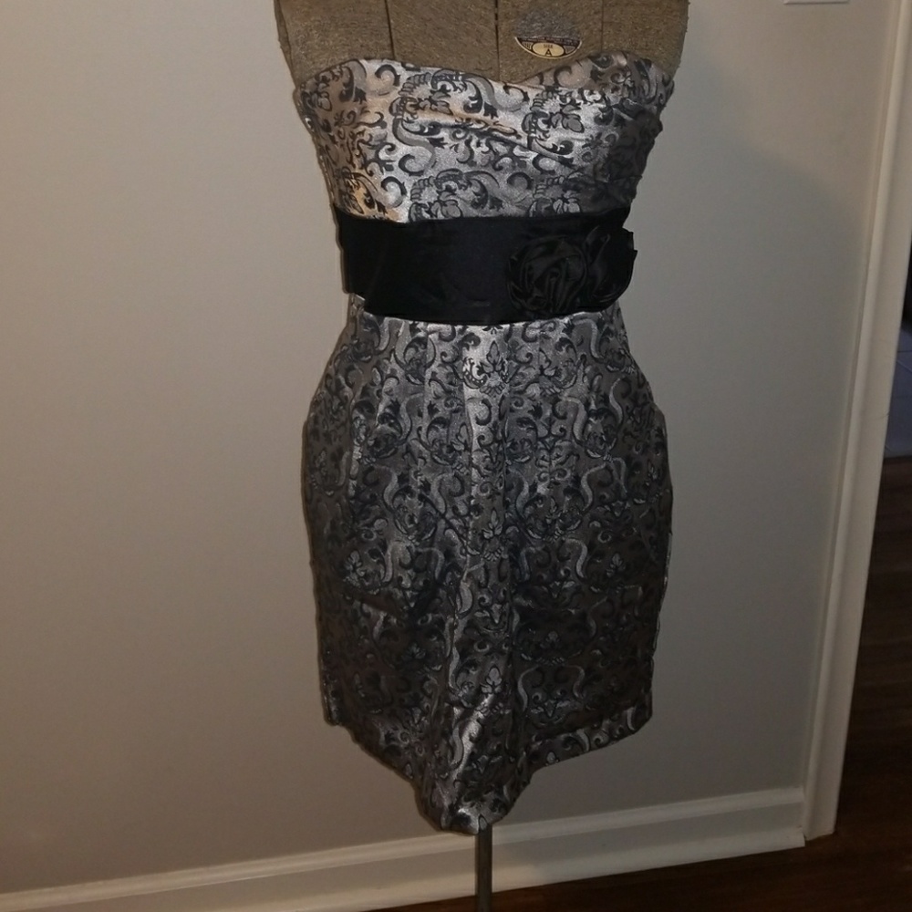 Semi-formal dress